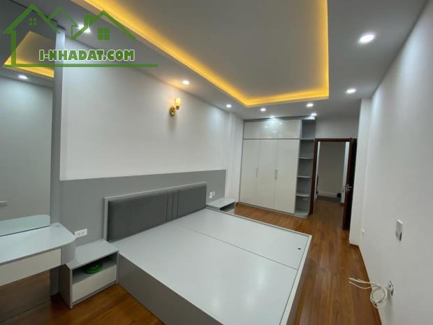 BÁN NHÀ PHỐ KHƯƠNG ĐÌNH THANH XUÂN,Ô TÔ,FULL NỘI THẤT,40M*5T, GIÁ 9TỶ - 4