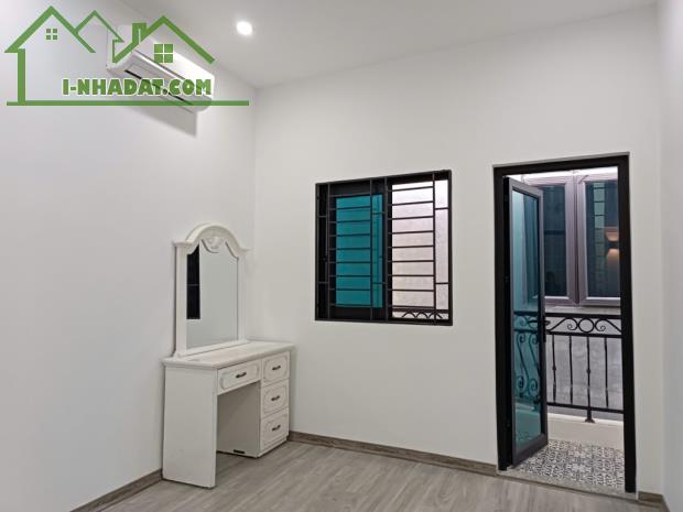 BÁN NHÀ ĐÔNG NGẠC - GẦN MẶT PHỐ - KHU VỰC YÊN TĨNH – DT RỘNG  48M -  MẶT TIỀN SIÊU RỘNG 10 - 2