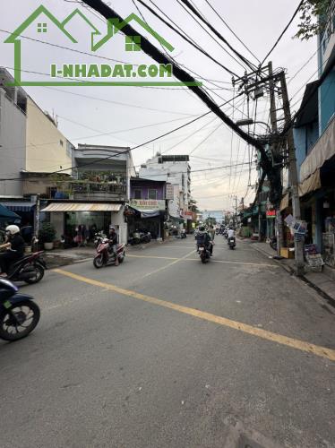 TÂN PHÚ GIÁP TÂN BÌNH, 2 TẦNG CHẮC CHẮN, NỞ HẬU HOÀN CÔNG ĐỦ, CHÀO CHỈ 2.x TỶ, TẶNG NỘI - 4