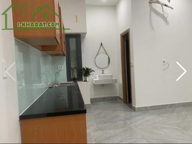 Nhà 3 tầng đường Hoàng Diệu . DT:78m2 . Ngang 5m nở hậu . Giá : 4tỷ650 thương lượng
