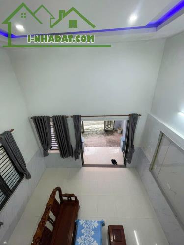 Bán Nhà Hòa Minh – Mặt Kiệt 2 Lối Vào, Sân Đậu Xe Máy Rộng Rãi