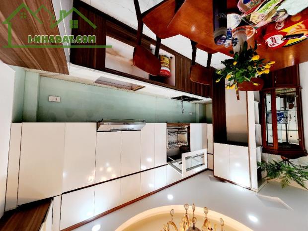 Gần 7 tỷ có ngay nhà Đội Cấn - quận Ba Đình 45M2 - 4 Tầng - MT 3,2M - 2