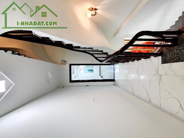 Gần 7 tỷ có ngay nhà Đội Cấn - quận Ba Đình 45M2 - 4 Tầng - MT 3,2M - 1