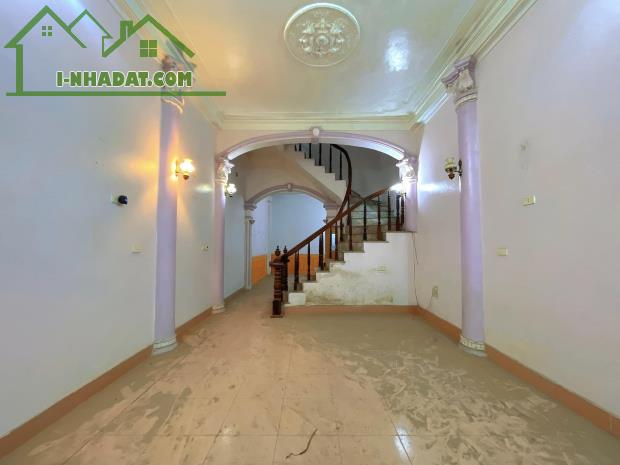 Nhà 3 thoáng - Kịnh doanh - Ô tô tránh - Phố Mễ Trì 57m2 x 5 tầng