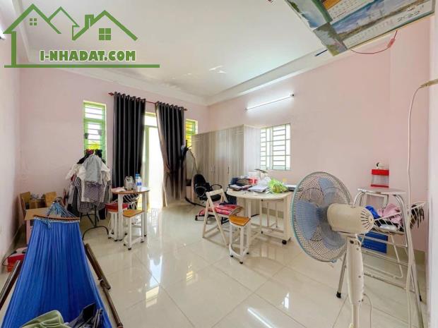 NHÀ ĐẸP QUẬN 7. Đ HUỲNH TẤN PHÁT KẾ PHÚ MỸ HƯNG.DT: 125 M2 4 TẦNG  NG 5 M. GIÁ CHỈ 7.5 TỶ. - 5