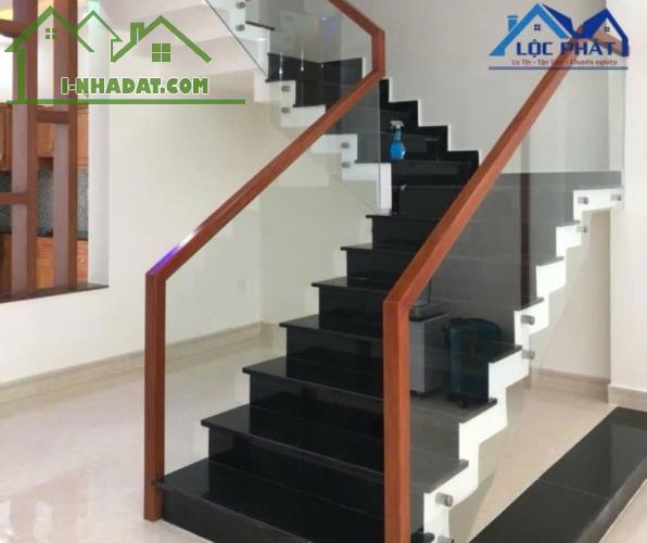 N73- Bán nhà 4 lầu Khu D2D TT Phường Thống Nhất Biên Hòa giá 7,95 tỷ - 1