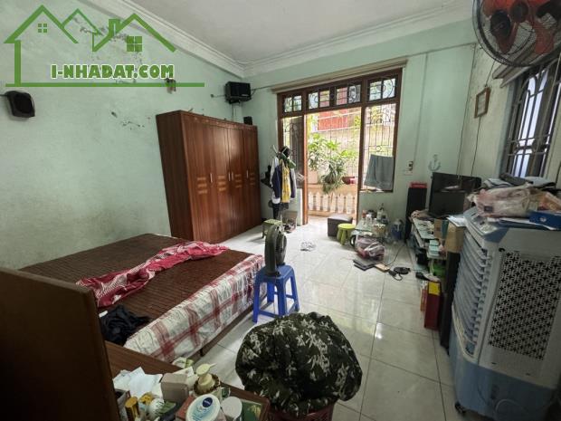 Bán 60M nguyễn khoái trong đê tặng nhà gần phố hoàng mai