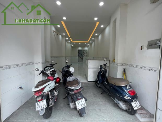 Quận Tân Bình ! MB CHO THUÊ GIÁ RẺ LẮM ! NHANH CÒN MT đường lớn khu kinh doanh sầm - 2