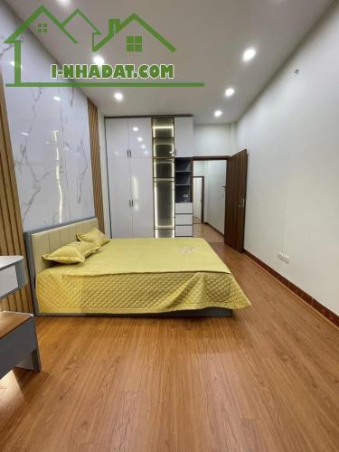 Bán nhà Phương Mai Đống Đa 45m2x4T Đẹp, ô tô đỗ cửa chỉ hơn 10 tỷ - 1