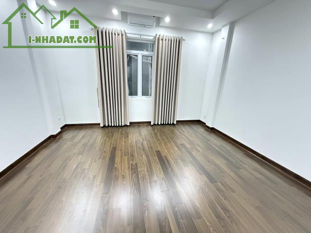 Cần bán nhà Phân Lô Quân Đội Phố Lê Trọng Tấn, TX, 64m2, 4 tầng, ô tô vào nhà, trước nhà - 4