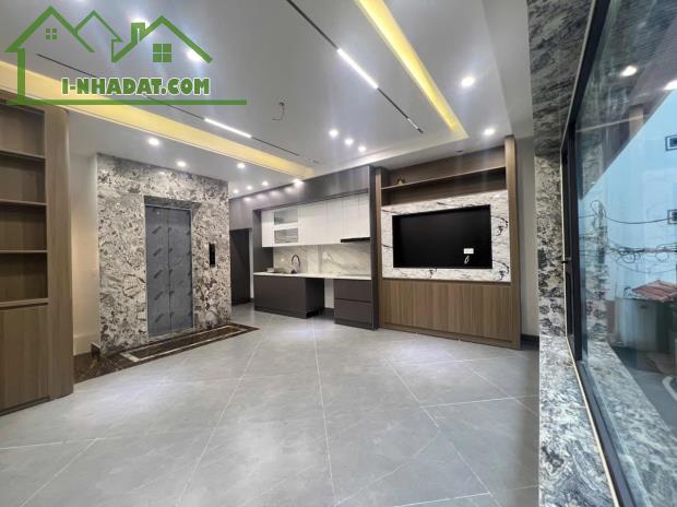BÁN NHANH NHÀ PHỐ TRẠM 41M2 6T THANG MÁY KINH DOANH GARA Ô TÔ 10.98 TỶ