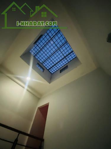 MẶT TIỀN ĐS 18 - LÊ VĂN QUỚI - BÌNH HƯNG HÒA A- BÌNH TÂN - 92M2 - GIÁ : 8,79 TỶ TL - 4