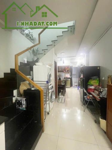 BÁN NHÀ 1041 TRẦN XUÂN SOẠN. HẺM 4M. XE HƠI CON ĐẬU CỬA. 2 TẦNG. 52M2. 4MX13M. NHÀ MỚI - 1