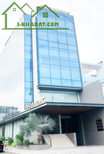 Bán Tòa Văn Phòng Mặt Phố Vũ Ngọc Phan, Đống Đa DT 167m2, 9T, MT 8,5m. Giá Cực Rẻ