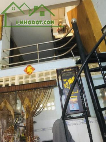 NHÀ TRUNG TÂM QUẬN 10, NGANG 5.2M, 2 TẦNG, CƠ HỘI VÀNG CHO GIA ĐÌNH