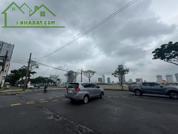 Mặt tiền Đông Du. Bán rẻ nhà cấp 4 mặt tiền sát Sông Hàn - 1