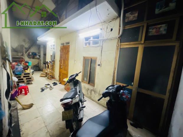 BÁN ĐẤT TẶNG NHÀ MINH KHAI, GẦN PHỐ, NGÕ THOÁNG, 63M2 GIÁ CHỈ 8,48 TỶ - 1
