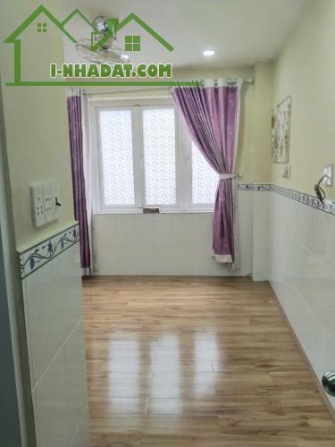 Lý Thái Tổ, Q10 - 3.4x12 - 5 Tầng - Chỉ 5.95 Tỷ - 4