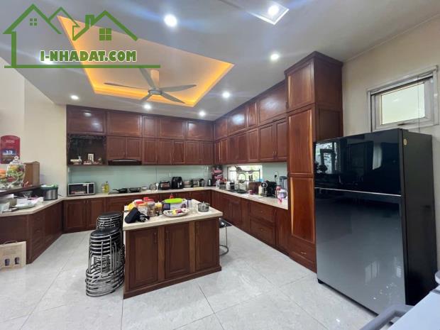 BIỆT THỰ SÂN VƯỜN VILLA PARK, NỞ HẬU, DIỆN TÍCH 322M2, PHÚ HỮU, Q9 - 2