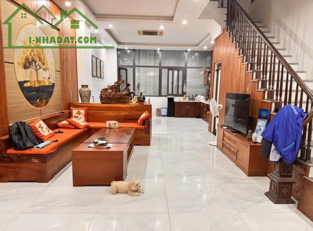 Siêu đẹp, Cầu Cốc 56M x 5T, Thang Máy, Ô TÔ đỗ cửa, KD đỉnh, 7,9 tỷ