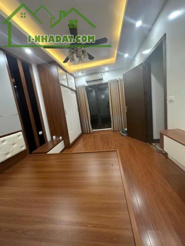 Bán nhà ngọc thụy long biên, 32m, 5 tầng, mt 5m. 5,65 tỷ có TL - 5
