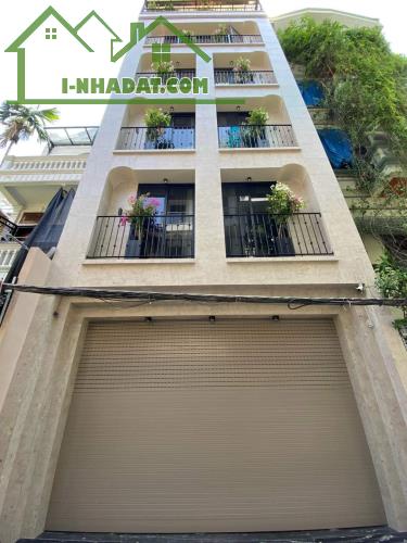 Bán nhà Tòa Nhà Văn Phòng Phố Ngô Gia Tự, Vỉa Hè Kinh Doanh,196M2, 7 Tầng, Nhỉnh 40  tỷ.