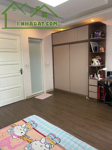 NHÀ TẦM TIỀN BỒ ĐỀ 35M, MT5M, Ô TÔ ĐỖ CỬA, NGÕ NÔNG, SÁT PHỐ, HÀNG XÓM TRƯỜNG WELLSPRING - 1