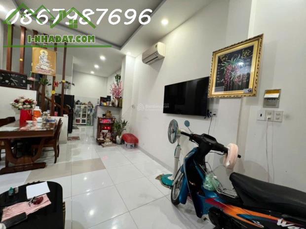 Bán Nhà 3 Tầng Hẻm Trung Tâm TP. Nha Trang - Giá 4,2 Tỷ