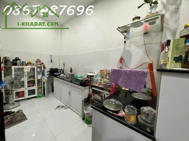 Bán Nhà 3 Tầng Hẻm Trung Tâm TP. Nha Trang - Giá 4,2 Tỷ - 2