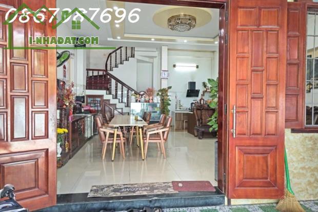 Bán Nhà 4 Tầng Mới, Vị Trí Đắc Địa, Gần Chợ Đầm - Giá 4 Tỷ 900 Vị trí: Phường Vạn Thắng, - 2