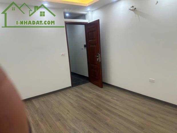 NHÀ MỚI 2 THOÁNG NỘI THẤT ĐẸP THANG MÁY PHÚ LƯƠNG,NGÕ RỘNG NÔNG 49M2, 5 TẦNG NHỈNH 8 TỶ - 2