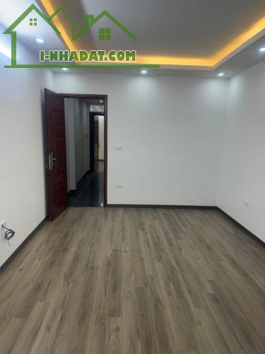 NHÀ MỚI 2 THOÁNG NỘI THẤT ĐẸP THANG MÁY PHÚ LƯƠNG,NGÕ RỘNG NÔNG 49M2, 5 TẦNG NHỈNH 8 TỶ - 3