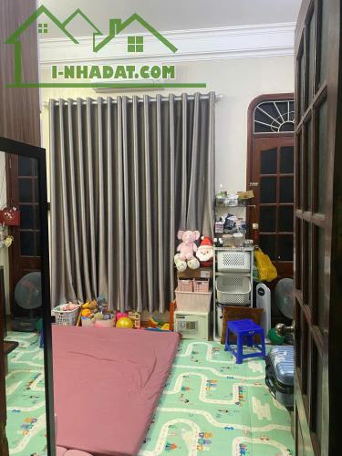 Cho thuê nhà riêng Ngõ Quỳnh, Thanh Nhàn Hai Bà Trưng 35m x 5T giá 12 triệu, full đồ, KD - 3