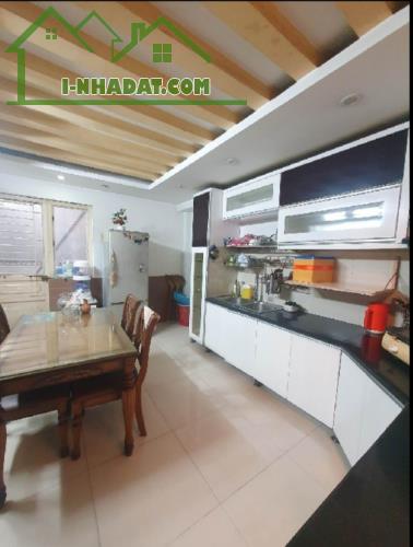 NHÀ MỚI NGAY TRUNG TÂM P.LINH XUÂN, Q.THỦ ĐỨC, 3 TẦNG, 64m2, TẶNG FULL NỘI THẤT, NHỈNH 3 T - 1