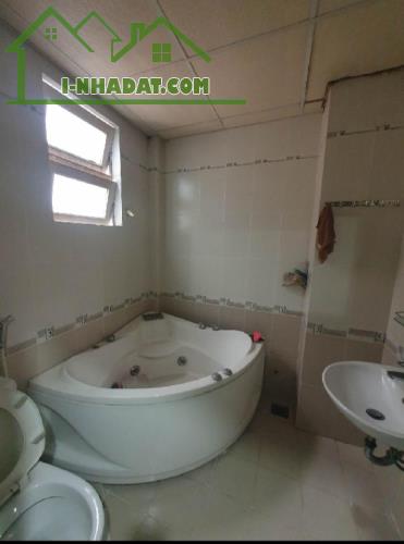 NHÀ MỚI NGAY TRUNG TÂM P.LINH XUÂN, Q.THỦ ĐỨC, 3 TẦNG, 64m2, TẶNG FULL NỘI THẤT, NHỈNH 3 T - 2