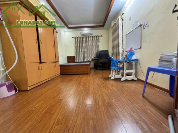 Bán nhà Cù Chính Lan, quận Thanh Xuân, P.lô, gần 30m2, 5 tầng, trước nhà 3m, hơn 6 tỷ ctl - 1