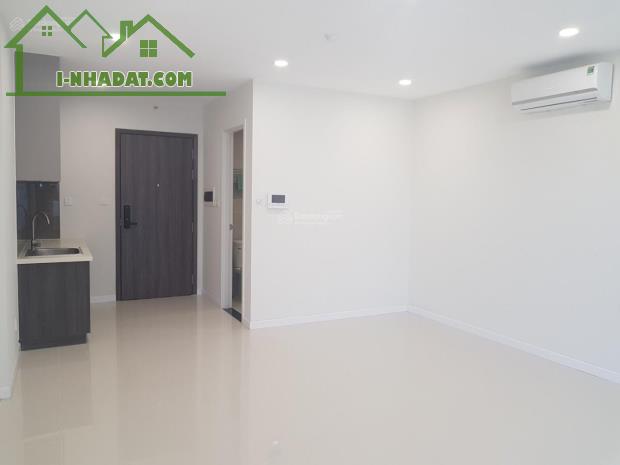 Bán căn Officetel 37m2 Hoàn thiện cơ bản Lavida Plus Nguyễn Văn Linh Q7 Giá 2.3 tỷ bao hết