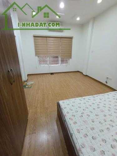 Cho thuê nhà nguyên căn, ngõ 3 gác Minh Khai - Hai Bà Trưng 35m x 5T giá 13tr, full đồ - 3