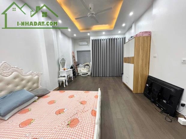 Bán nhà Thịnh Quang, Đống Đa cạnh Ngã Tư Sở 50m2x5T full nội thất về ở ngay chốt 8,7 tỷ - 3