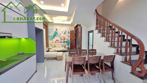 BÁN NHÀ ĐƯỜNG PHƯƠNG CANH 48M2 5 TẦNG 2 THOÁNG ÔTÔ ĐỖ CỬA, NỘI THẤT NHẬP KHẨU, GIÁ 6.X TỶ