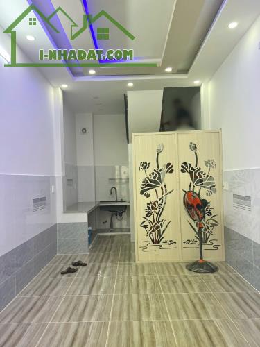Nhà mới 4 tầng hẻm thẳng đường Bùi Minh Trực P5Q8. 4.8 tỷ
