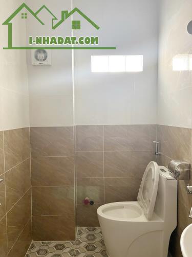 Nhà mới 4 tầng hẻm thẳng đường Bùi Minh Trực P5Q8. 4.8 tỷ - 4