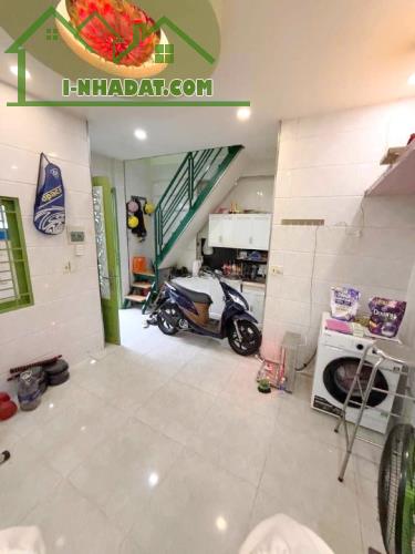 Nhà 3 tầng hẻm cụt gần Hưng Phú P9Q8. 2.58 tỷ - 1