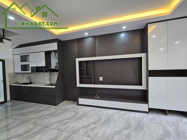 Bán Nhanh Nhà Mới 33m2 5T Thượng Thanh Long Biên, Ngõ Thông Ô Tô 5.8 Tỷ - 4