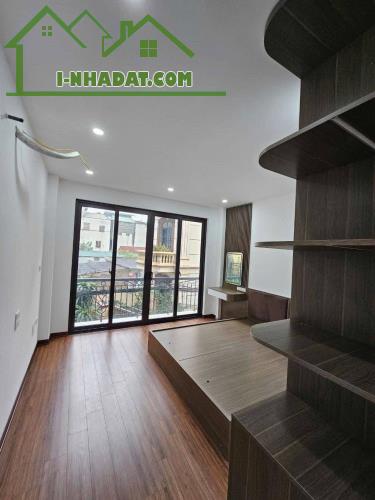 Bán Nhanh Nhà Mới 33m2 5T Thượng Thanh Long Biên, Ngõ Thông Ô Tô 5.8 Tỷ - 1