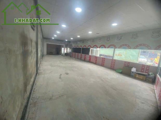 Cho Thuê Mặt Bằng: Góc 2 Mặt Tiền Thoại Ngọc Hầu, P. Phú Thạnh, Q.Tân Phú_DT:8mx25m - 3