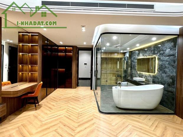 BÁN NHÀ 8 TẦNG, 100M2, NGỌC LÂM - LONG BIÊN - GIÁ 35.7 TỶ - VỊ TRÍ VÀNG, SỔ ĐỎ CHÍNH CHỦ - 1