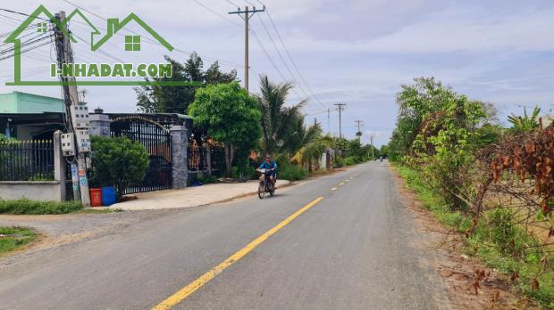 bán kho xương 1892m2, giá bán 17 tỷ, Xã Đức Lập Hạ, Đức Hòa, Long An.