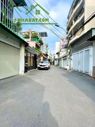 Nhà 2 tầng, Lạc Long Quân, Tân Bình, Hẻm ô tô đỗ cửa, 48m2 Ngang 4.5m, Chỉ 4.x tỷ