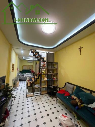 Phố Bảo Linh_35m²_4 Tầng 4 Ngủ__Ô TÔ ĐỖ CỬA_pháp lý sạch.! - 2